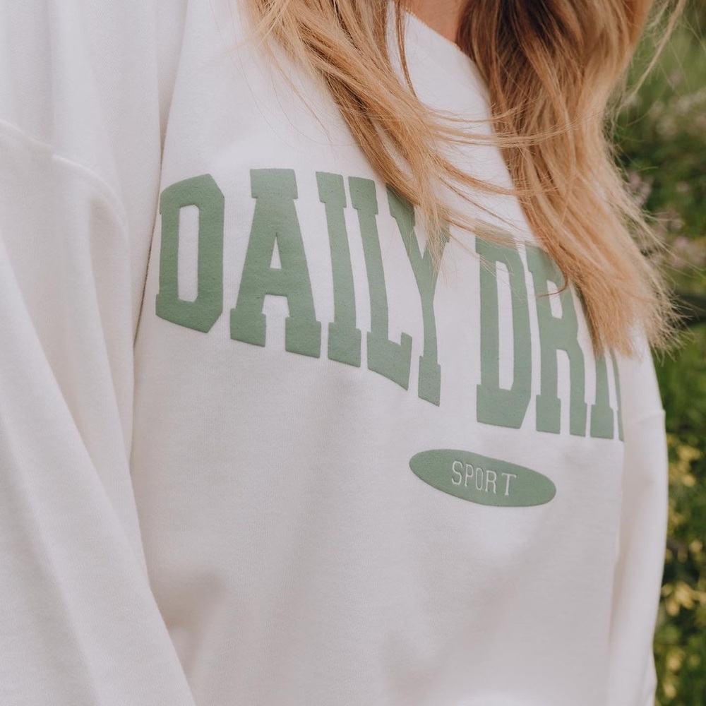 Daily Drills Sports Crew - M/L - Only Worn Few Times
